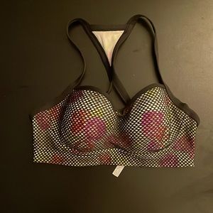 Victoria’s Secret Dream Angels Black Mesh Flora Sports Bra